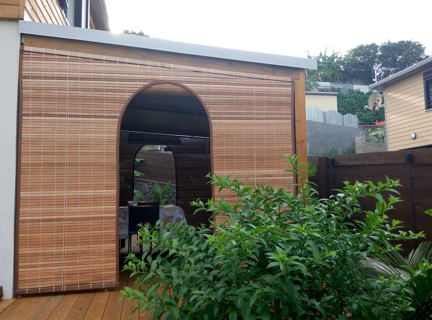 store porte arrondie naturel